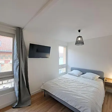 Bologne, Studio Climatise Apartman Reims