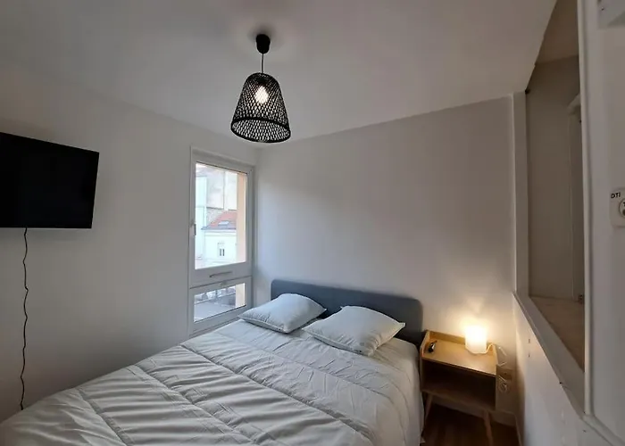 Bologne, Studio Climatise Apartment