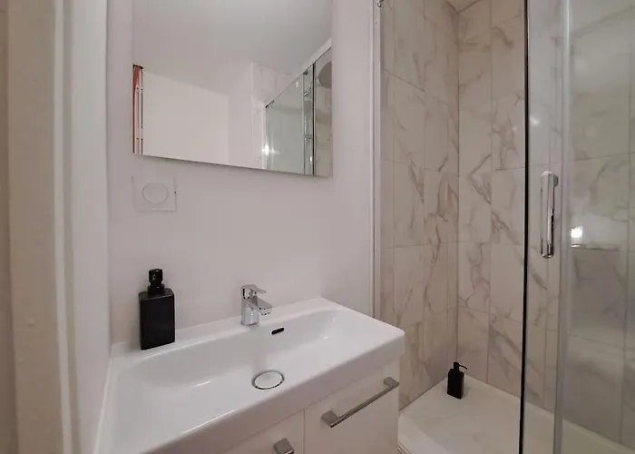 Bologne, Studio Climatise Apartment